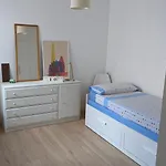 Apartamento LOS VEGA- parking privado